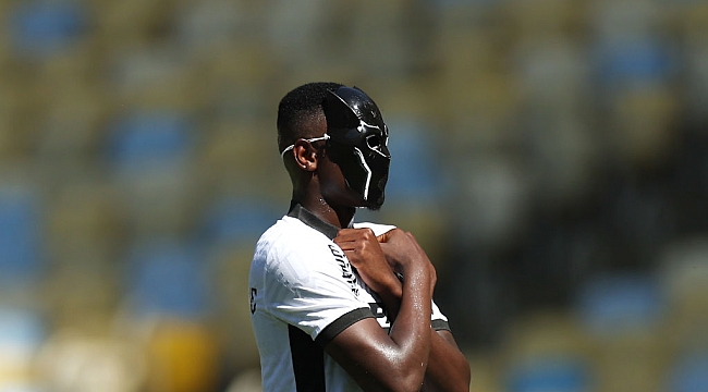 Luiz Henrique brilha e líder Botafogo vence o Flamengo Brasileirão