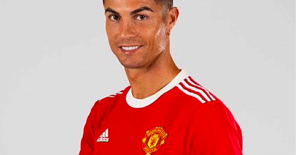 As primeiras imagens de Cristiano Ronaldo com o novo uniforme do Manchester United