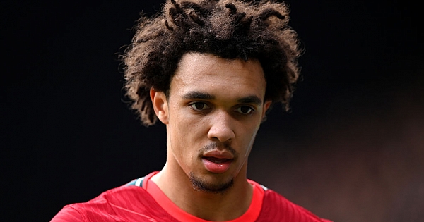 Os 10 melhores laterais-direitos do FIFA 22