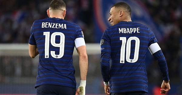 Os 10 melhores atacantes do FIFA 22