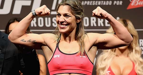 10 estrelas do UFC que se aposentaram em 2021