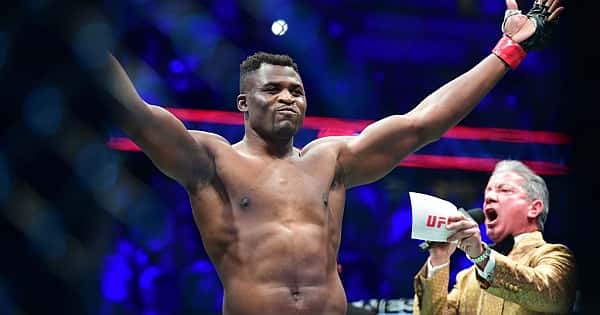 Francis Ngannou recebe 600 mil dólares no UFC 270; veja quanto os principais lutadores lucraram