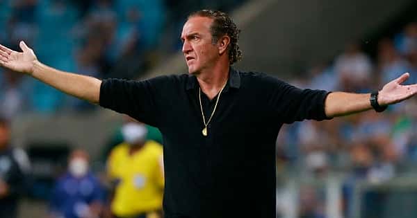 Brasil tem a 3ª pior média no futebol mundial em permanência de técnicos; veja o top 10