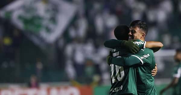 Top 5 clubes brasileiros com mais views no TikTok em Maio de 2022