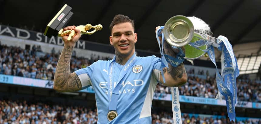 Ederson e Alisson são indicados ao prêmio de melhor goleiro do mundo pela  France Football; veja os 10 nomes - ESPORTE - Br - Futboo.com