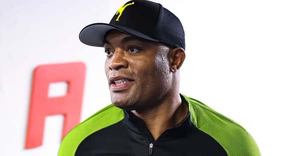 Os 10 maiores pesos-médios da história do MMA