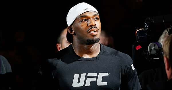 Os 10 maiores pesos-meio-pesados da história do MMA