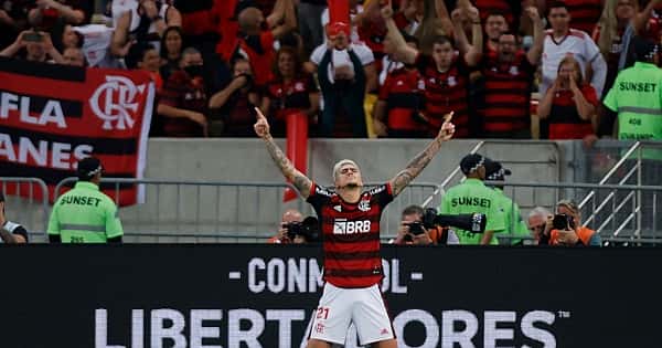 As melhores imagens da classificação do Flamengo à final da Libertadores