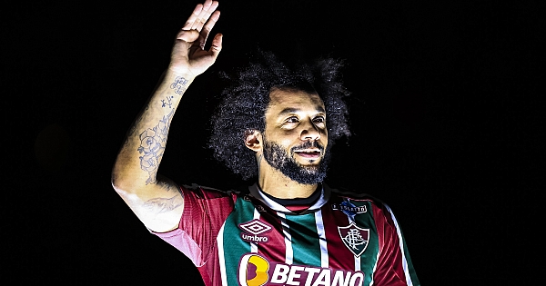 Confira as melhores imagens da apresentação de Marcelo pelo Fluminense