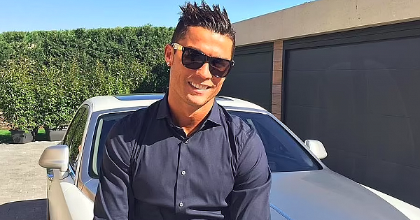 Confira a luxuosa coleção de carros do Cristiano Ronaldo