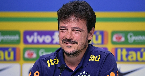 A escalação do Brasil com os jogadores mais valiosos convocados por Diniz