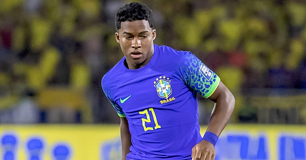 Em estreia de Endrick pela Seleção, Brasil leva virada e perde para Colômbia; Veja as melhores imagens