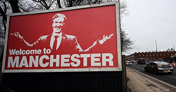 Manchester United tem novo dono, que planeja barca de 12 jogadores; veja a lista