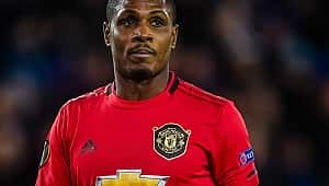 Ele jogou por 30 minutos, assinou por 8 meses! MANU explicou