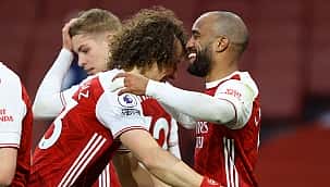 O Arsenal saiu de trás e o Tottenham caiu!