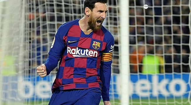 Barcelona vence no pênalti de Messi