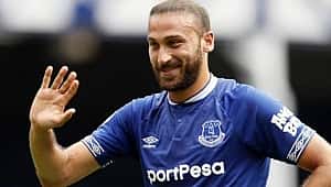 Cenk Tosun está se transferindo para o Crystal Palace