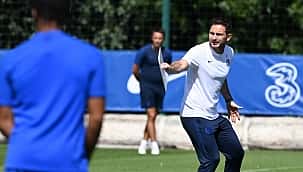 8 jogadores colocados em quarentena em Chelsea