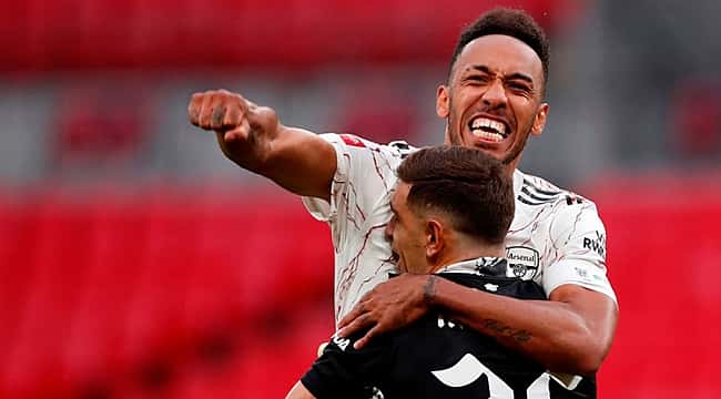 Arsenal campeão em Community Shield
