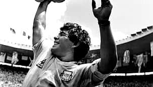 Perdido Diego Armando Maradona