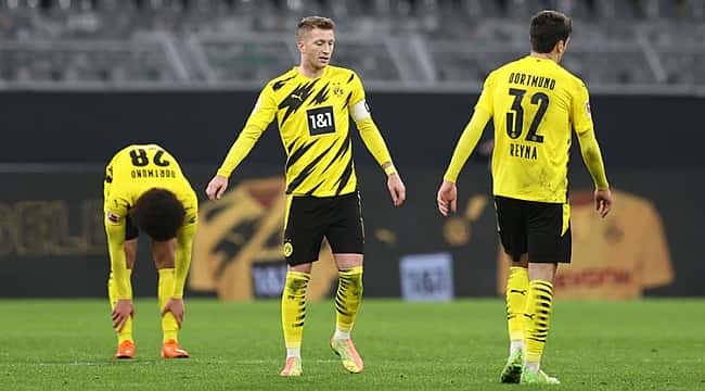 Grande choque para o Dortmund em casa! 5 gols ...