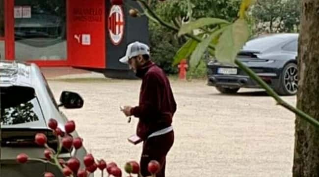 Hakan Çalhanoğlu ficou ferido
