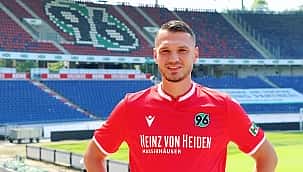 Deixou Karagümrük, assinou por Hannover