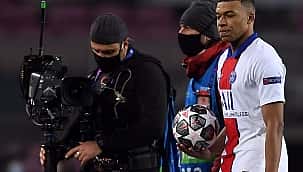 Ninguém pode detê-lo! Mbappe fez história