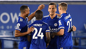 Leicester City não se enganou em sua casa! 6 gols ...
