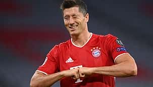 Os olhos de Lewandowski no recorde de Ronaldo!