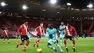 Liverpool parou, Soton não perdoou! Já passaram 180 minutos