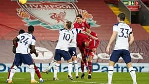 O Liverpool cruzou o muro de Mourinho nos anos 90!