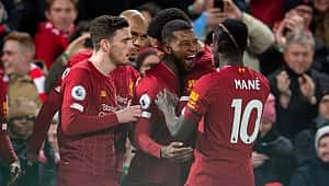 18ª vitória consecutiva de Liverpool