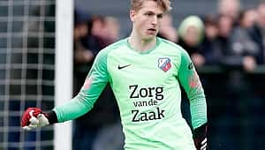 Cara. O City transferiu o goleiro de 16 anos