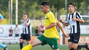 Cara. Segue-se o jovem jogador turco City!