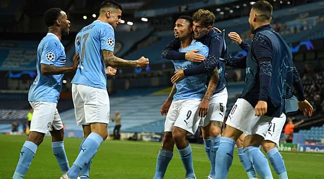 Manchester City agarrou o ingresso sem dificuldade