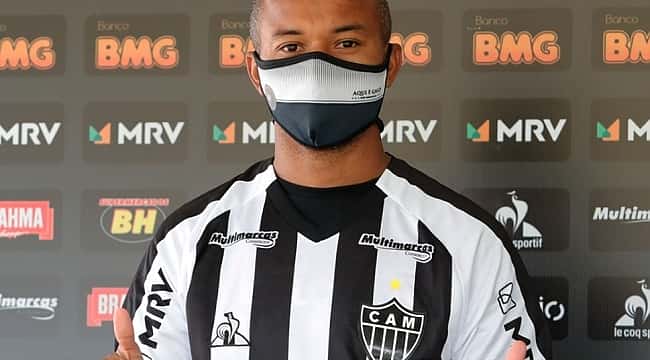 Mariano assinou! 1 ano