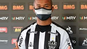 Mariano assinou! 1 ano