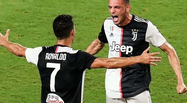 Merih vence com três gols de Juventus Ronaldo