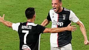 Merih vence com três gols de Juventus Ronaldo