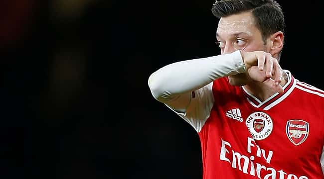 Primeira declaração de Mesut Özil