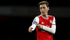 Onde será a nova parada de Mesut Özil?