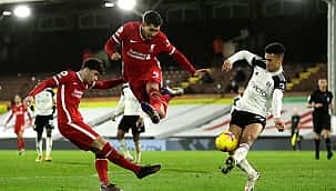 Mourinho ficou preso, mas o Liverpool perdeu a oportunidade