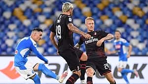 Duelo de 4 gols no Napoli! Hakan Çalhanoğlu ...