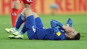 Ozan Kabak também ficou ferido