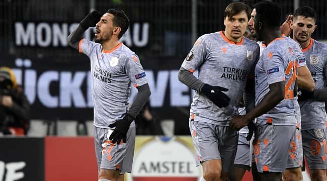RB Leipzig - Başakşehir provável 11 anos