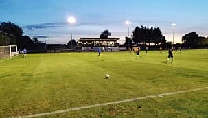 Equipe que sofreu 122 gols em apenas 10 partidas!