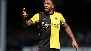 Rebelião do coronavírus de Troy Deeney