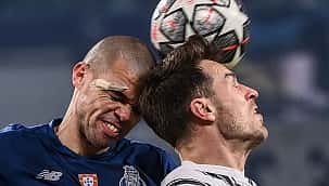 Idade é apenas um número! Jogo incrível de 38 Pepe