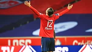 Yusuf Yazıcı fez história